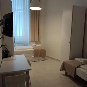 Maison d'hôtes Ch-hotel Luka Budget